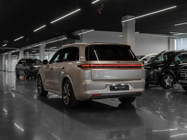 Li Auto (Lixiang) L8 I с пробегом 2023 года, цена 6 500 000 рублей, 50 км, внедорожник, Автокод Объявления
