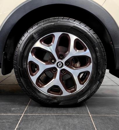 Renault Kaptur I с пробегом 2019 года, цена 1 349 000 рублей, 121000 км, внедорожник, Автокод Объявления