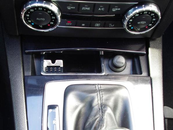 Mercedes-Benz C-Класс III (W204) Рестайлинг с пробегом 2012 года, цена 1 350 000 рублей, 211337 км, седан, Автокод Объявления