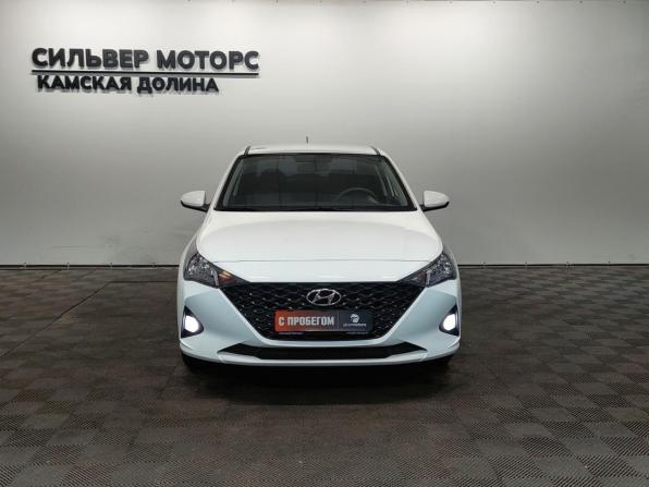Hyundai Solaris II Рестайлинг с пробегом 2020 года, цена 1 550 000 рублей, 109000 км, седан, Автокод Объявления
