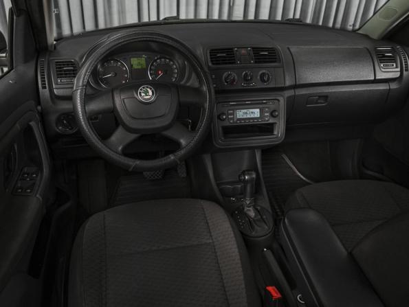 Skoda Roomster I Рестайлинг с пробегом 2011 года, цена 760 000 рублей, 153484 км, компактвэн, Автокод Объявления