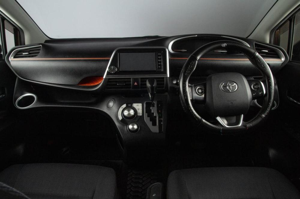 Toyota Sienta I Рестайлинг 2 Челябинск  - изображение 10