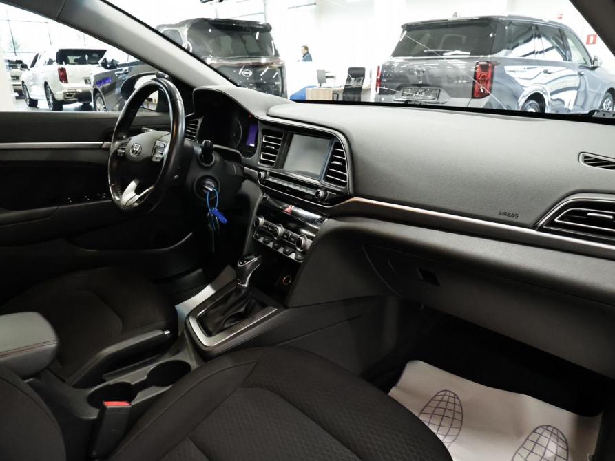 Hyundai Elantra VI (AD) Рестайлинг Калуга  - изображение 9