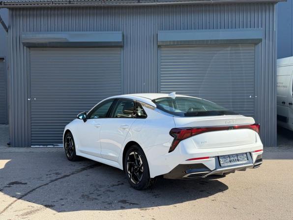 Kia K5 III Рестайлинг с пробегом 2026 года, цена 4 775 000 рублей, 15 км, седан, Автокод Объявления