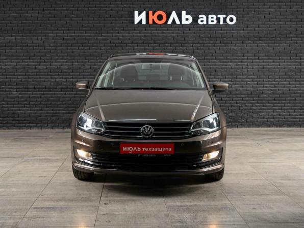 Volkswagen Polo V Рестайлинг с пробегом 2015 года, цена 1 310 000 рублей, 43523 км, седан, Автокод Объявления