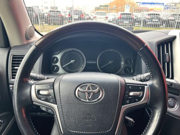 Toyota Land Cruiser 200 Series Рестайлинг 2 с пробегом 2020 года, цена 7 600 000 рублей, 84632 км, внедорожник, Автокод Объявления