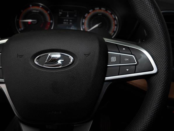 Lada (ВАЗ) Vesta I Рестайлинг (NG) с пробегом 2023 года, цена 1 350 100 рублей, 47176 км, универсал, Автокод Объявления