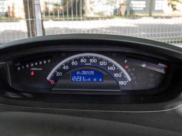 Honda Freed I Рестайлинг с пробегом 2013 года, цена 1 235 000 рублей, 82226 км, компактвэн, Автокод Объявления