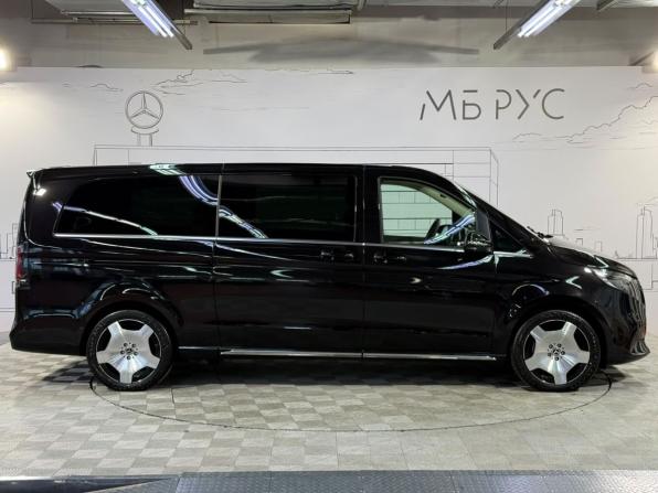 Mercedes-Benz V-Класс III (W447) Рестайлинг 2 с пробегом 2026 года, цена 15 200 000 рублей, 25 км, минивэн, Автокод Объявления
