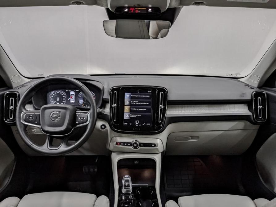 Volvo XC40 I Москва  - изображение 14