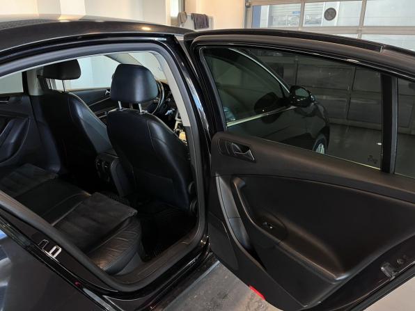 Volkswagen Passat B6 с пробегом 2010 года, цена 820 000 рублей, 156466 км, седан, Автокод Объявления