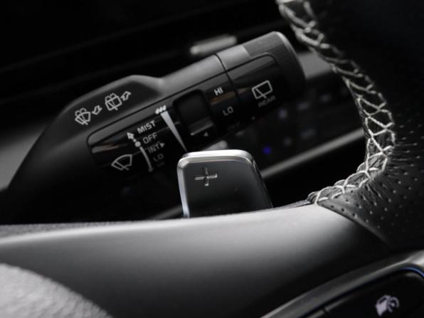 Kia Sportage V с пробегом 2025 года, цена 3 890 000 рублей, 15000 км, внедорожник, Автокод Объявления