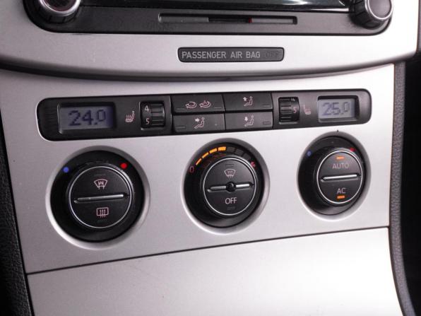 Volkswagen Passat B6 с пробегом 2009 года, цена 1 079 000 рублей, 204138 км, седан, Автокод Объявления
