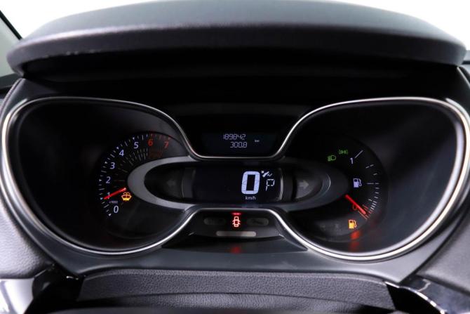 Renault Kaptur I Рестайлинг с пробегом 2021 года, цена 1 349 100 рублей, 189842 км, внедорожник, Автокод Объявления