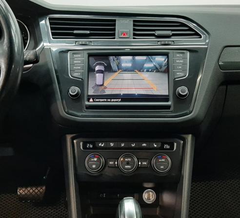 Volkswagen Tiguan II с пробегом 2017 года, цена 2 399 000 рублей, 111287 км, внедорожник, Автокод Объявления
