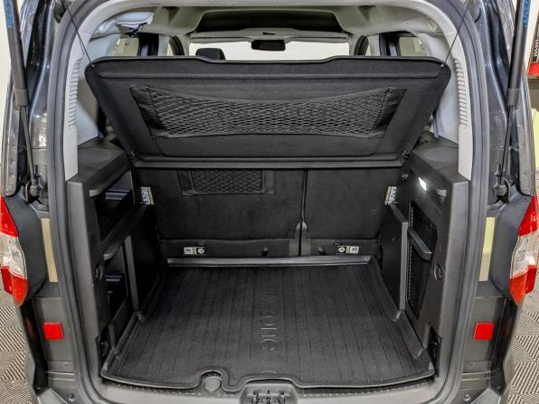 Ford Tourneo Courier I Рестайлинг с пробегом 2021 года, цена 2 150 000 рублей, 90288 км, компактвэн, Автокод Объявления