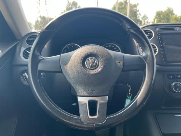 Volkswagen Tiguan I Рестайлинг с пробегом 2015 года, цена 1 585 000 рублей, 210830 км, внедорожник, Автокод Объявления