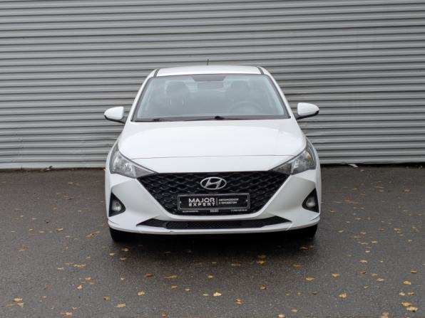 Hyundai Solaris II Рестайлинг с пробегом 2022 года, цена 1 535 000 рублей, 89366 км, седан, Автокод Объявления
