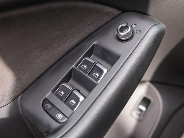 Audi Q5 I (8R) Рестайлинг с пробегом 2013 года, цена 2 149 000 рублей, 197330 км, внедорожник, Автокод Объявления