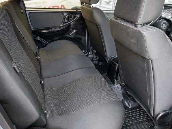 Chevrolet Niva I Рестайлинг с пробегом 2018 года, цена 828 100 рублей, 68764 км, внедорожник, Автокод Объявления