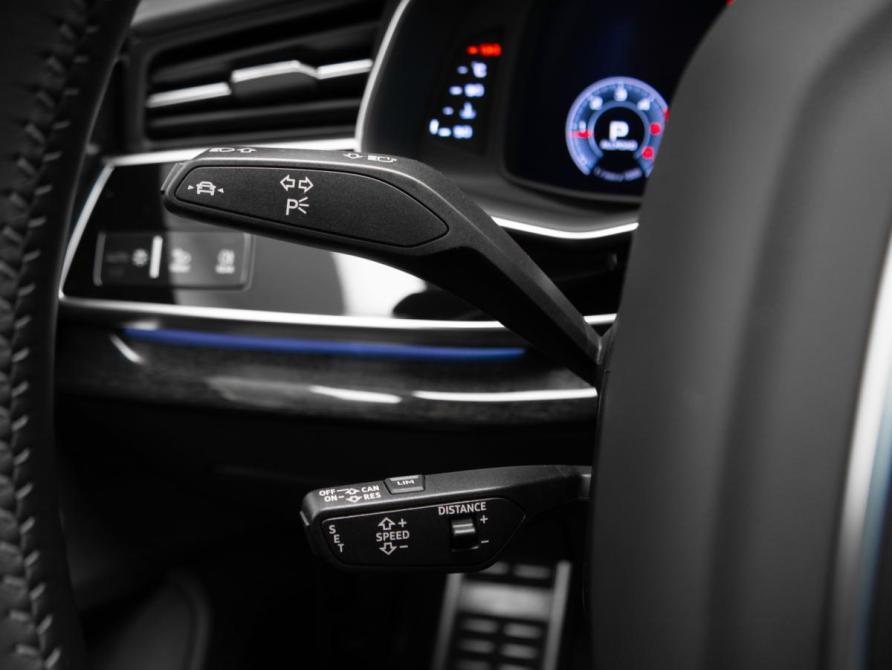 Audi Q8 I (4M) Москва  - изображение 13