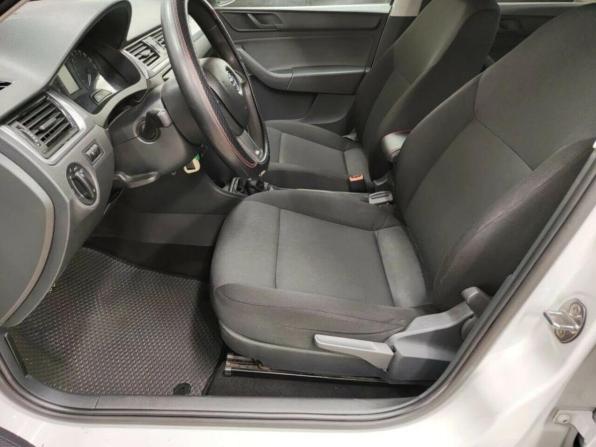 Skoda Rapid I с пробегом 2015 года, цена 758 080 рублей, 167406 км, лифтбек, Автокод Объявления