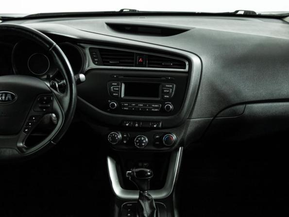 Kia Ceed II Рестайлинг с пробегом 2016 года, цена 1 129 700 рублей, 179564 км, хэтчбек, Автокод Объявления