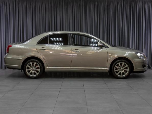 Toyota Avensis II Рестайлинг с пробегом 2006 года, цена 799 000 рублей, 264084 км, седан, Автокод Объявления