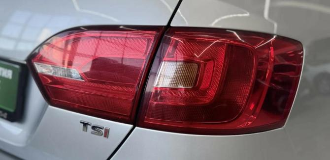 Volkswagen Jetta VI с пробегом 2012 года, цена 1 099 000 рублей, 185682 км, седан, Автокод Объявления