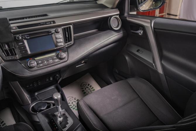 Toyota RAV4 IV (XA40) Рестайлинг с пробегом 2015 года, цена 2 329 000 рублей, 164700 км, внедорожник, Автокод Объявления