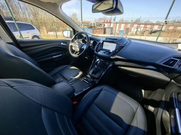 Ford Kuga II Рестайлинг с пробегом 2016 года, цена 1 539 000 рублей, 143000 км, внедорожник, Автокод Объявления