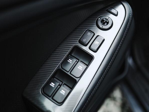 Kia Optima III Рестайлинг с пробегом 2013 года, цена 1 299 000 рублей, 201667 км, седан, Автокод Объявления