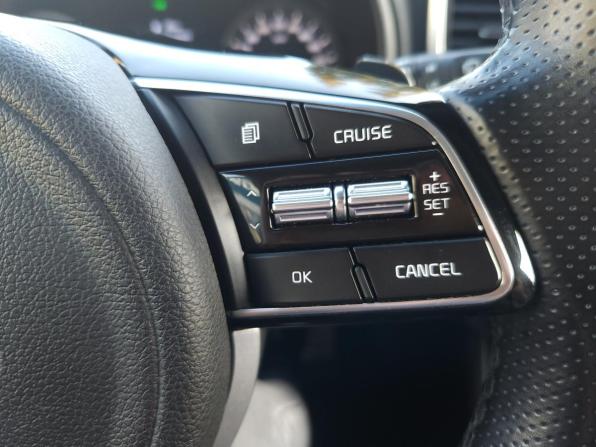 Kia Sportage IV Рестайлинг с пробегом 2018 года, цена 2 349 000 рублей, 80000 км, внедорожник, Автокод Объявления