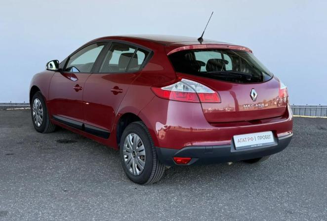 Renault Megane III Рестайлинг с пробегом 2013 года, цена 870 000 рублей, 82190 км, хэтчбек, Автокод Объявления