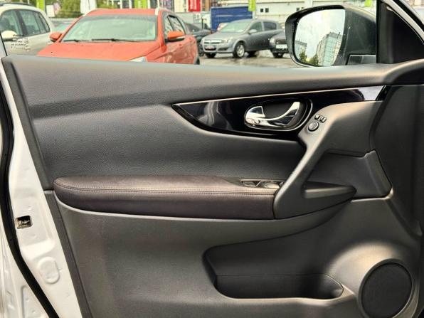 Nissan Qashqai II с пробегом 2016 года, цена 1 469 000 рублей, 140768 км, внедорожник, Автокод Объявления