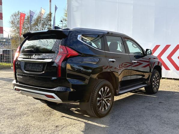 Mitsubishi Montero Sport III Рестайлинг с пробегом 2023 года, цена 4 100 000 рублей, 37955 км, внедорожник, Автокод Объявления