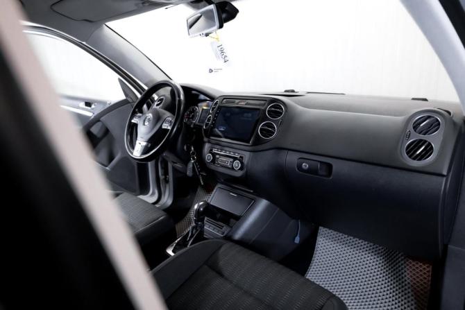Volkswagen Tiguan I Рестайлинг с пробегом 2012 года, цена 1 377 900 рублей, 198001 км, внедорожник, Автокод Объявления