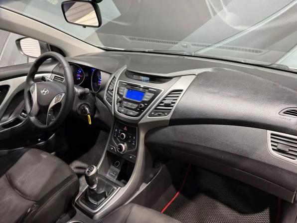 Hyundai Elantra V (MD) Рестайлинг с пробегом 2014 года, цена 995 000 рублей, 189522 км, седан, Автокод Объявления