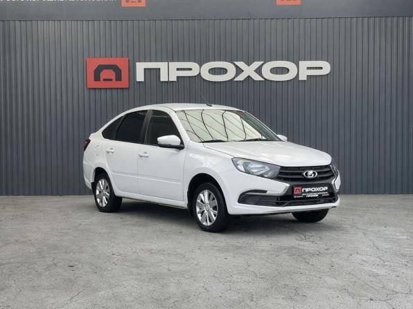 Lada (ВАЗ) Granta I Рестайлинг с пробегом 2023 года, цена 827 000 рублей, 28400 км, лифтбек, Автокод Объявления