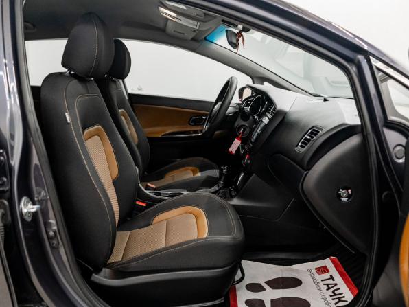 Kia Ceed II Рестайлинг с пробегом 2016 года, цена 1 350 000 рублей, 94000 км, универсал, Автокод Объявления