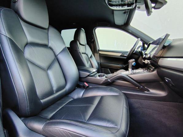 Porsche Cayenne II (958) с пробегом 2012 года, цена 2 800 000 рублей, 92699 км, внедорожник, Автокод Объявления