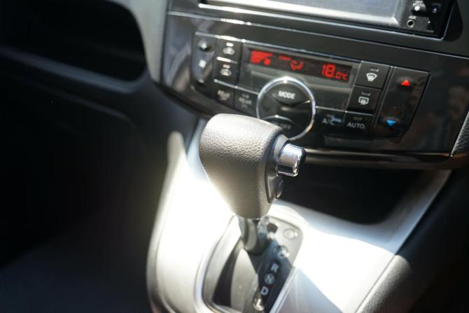 Nissan Serena IV (C26) с пробегом 2013 года, цена 1 290 000 рублей, 214489 км, минивэн, Автокод Объявления