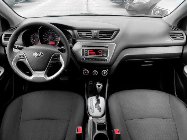 Kia Rio III Рестайлинг с пробегом 2017 года, цена 899 000 рублей, 142627 км, хэтчбек, Автокод Объявления