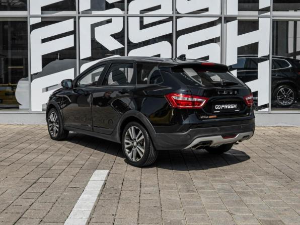 Lada (ВАЗ) Vesta I с пробегом 2018 года, цена 925 650 рублей, 111894 км, универсал, Автокод Объявления