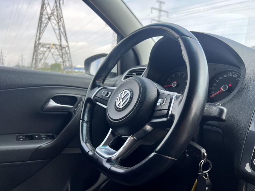 Volkswagen Polo V Рестайлинг Уфа  - изображение 17