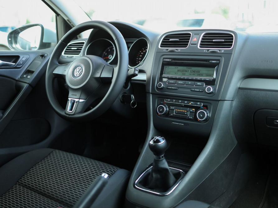 Volkswagen Golf VI Ижевск  - изображение 10