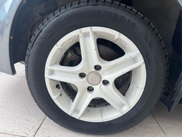 Lada (ВАЗ) Priora I с пробегом 2011 года, цена 219 000 рублей, 218429 км, хэтчбек, Автокод Объявления