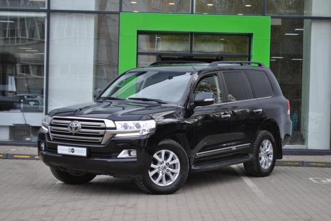 Toyota Land Cruiser 200 Series Рестайлинг 2 с пробегом 2017 года, цена 5 499 000 рублей, 275936 км, внедорожник, Автокод Объявления