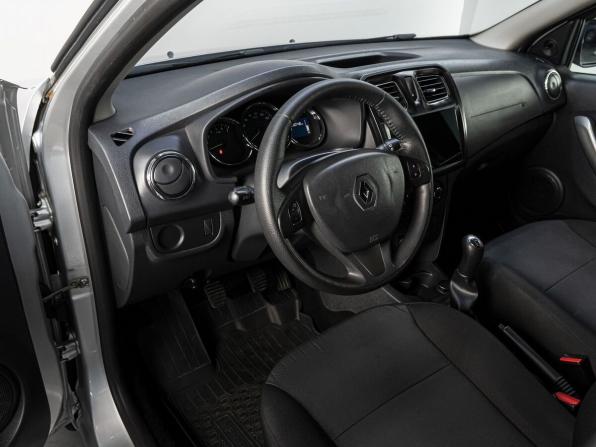 Renault Sandero II с пробегом 2015 года, цена 759 000 рублей, 128046 км, хэтчбек, Автокод Объявления