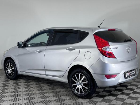 Hyundai Solaris I с пробегом 2011 года, цена 824 000 рублей, 159639 км, хэтчбек, Автокод Объявления